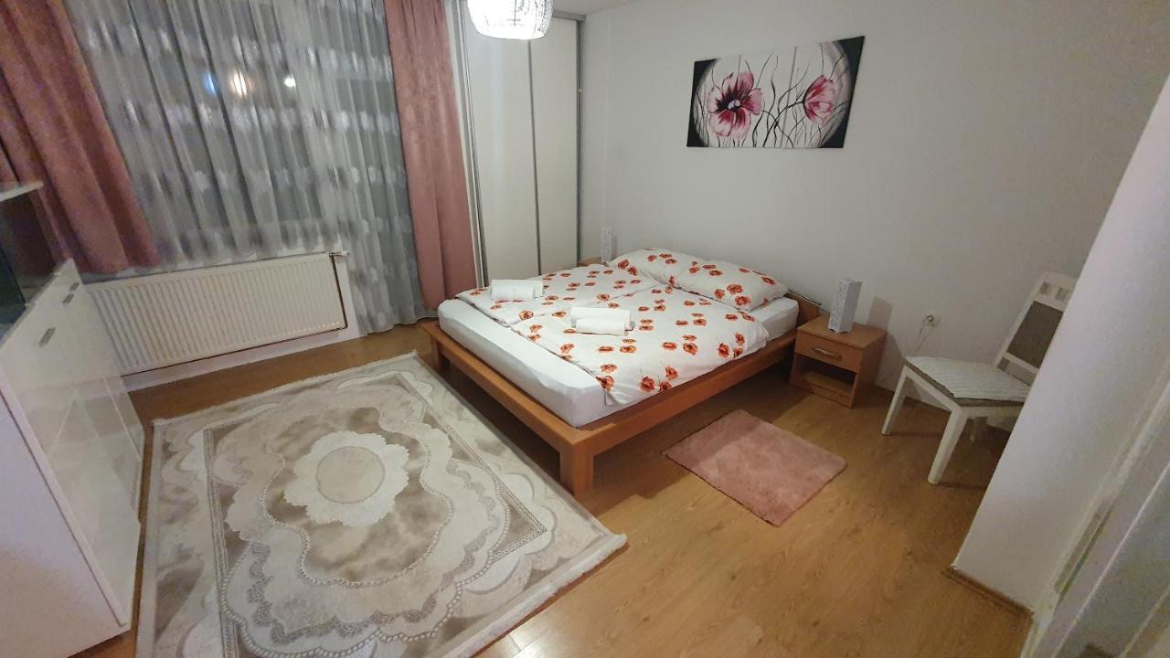 Apartman Dina Bihać エクステリア 写真